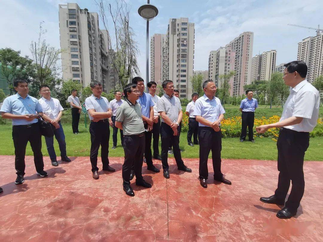 广东省国土厅郑潮，引领变革，推动土地事业蓬勃发展